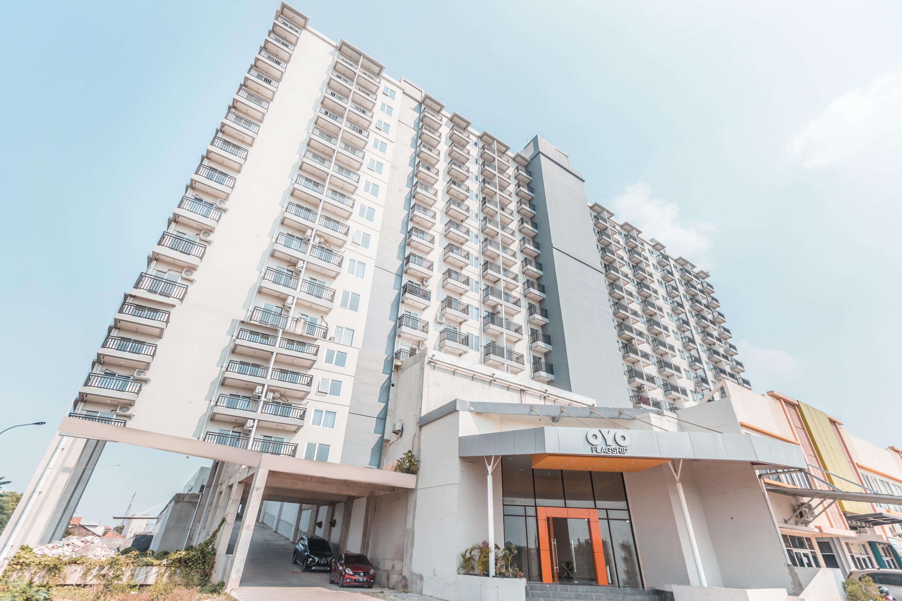 Oyo Flagship 766 Prima Orchard Hotel Bekasi Exterior foto